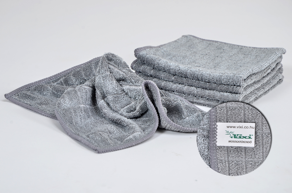 25/44.hét - Szülinapi hetek I - Ezüst kendő (25x25)