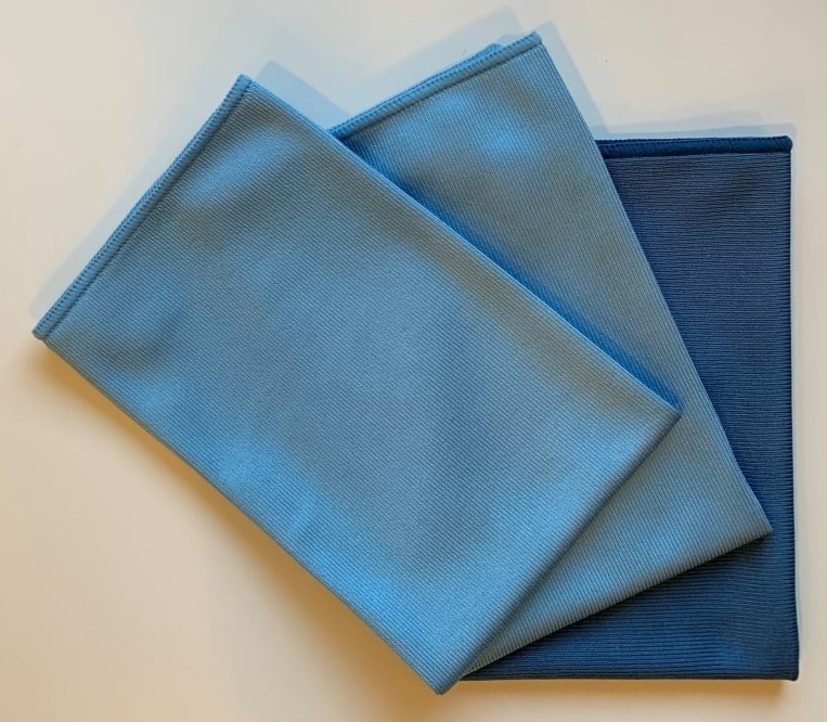 26/18.hét - Felkészülés az Anyák napjára II - Nagy Üvegtisztító szett (1db sötétkék,2 db világoskék)