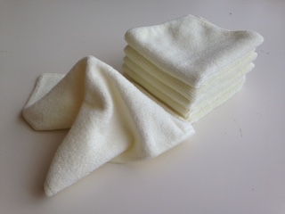 26/10.hét - Tavaszváró hét - Kozmetikai kendő (25x25, 1 db) VANÍLIA